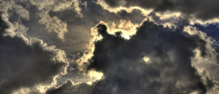 donkere wolken voor de zon donkere wolken voor de zon